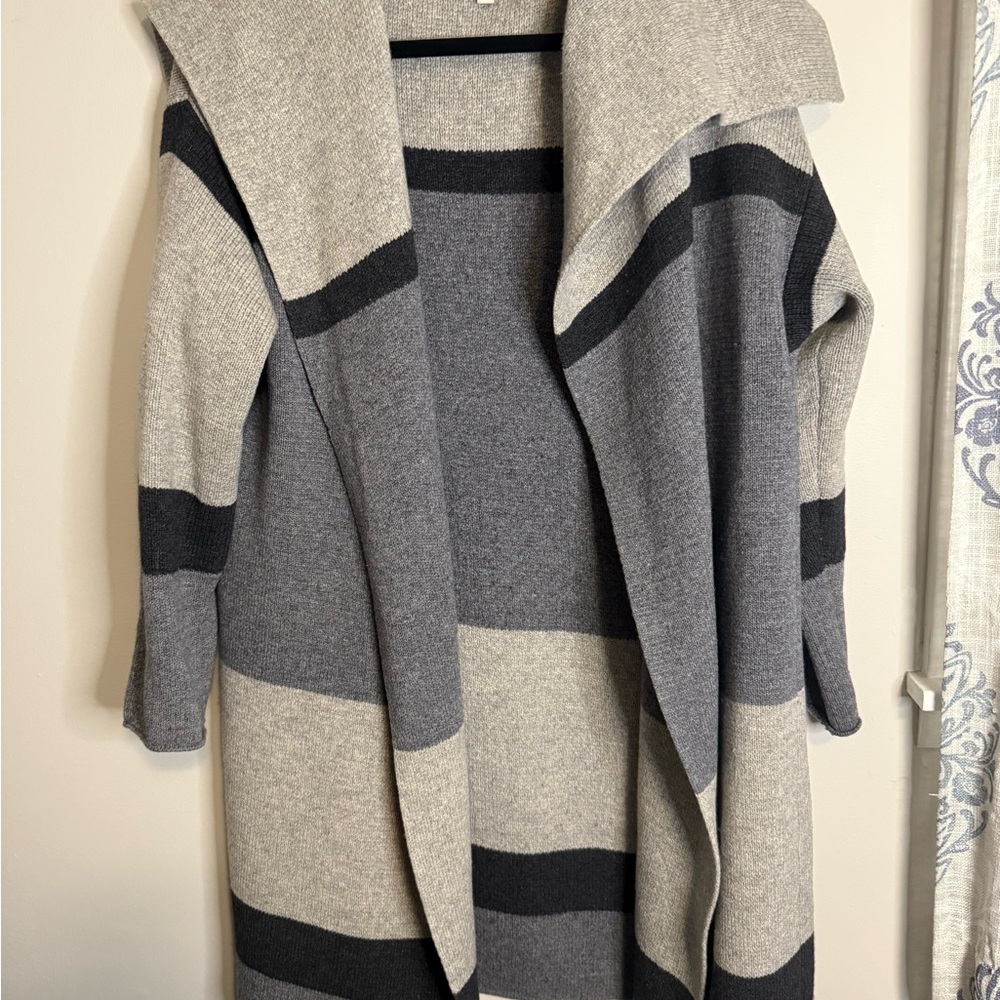 Vince wool blend Striped Cardigan size medium